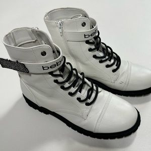 Bebe Dayani Studded Rhinestone Combat Platform Boots Womens Size 9.5